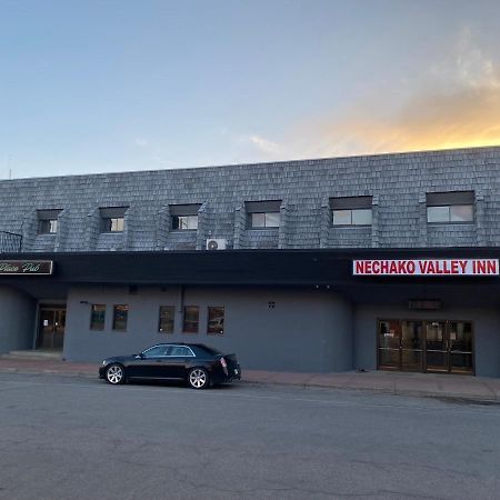 Nechako Valley Inn Vanderhoof Экстерьер фото